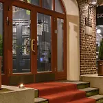 호텔 Bryggen 4*