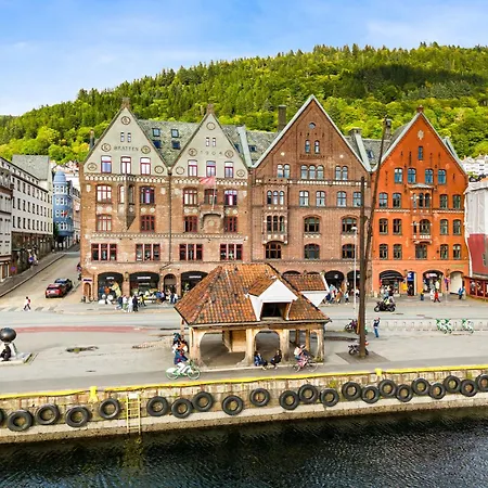 호텔 Bryggen 4*
